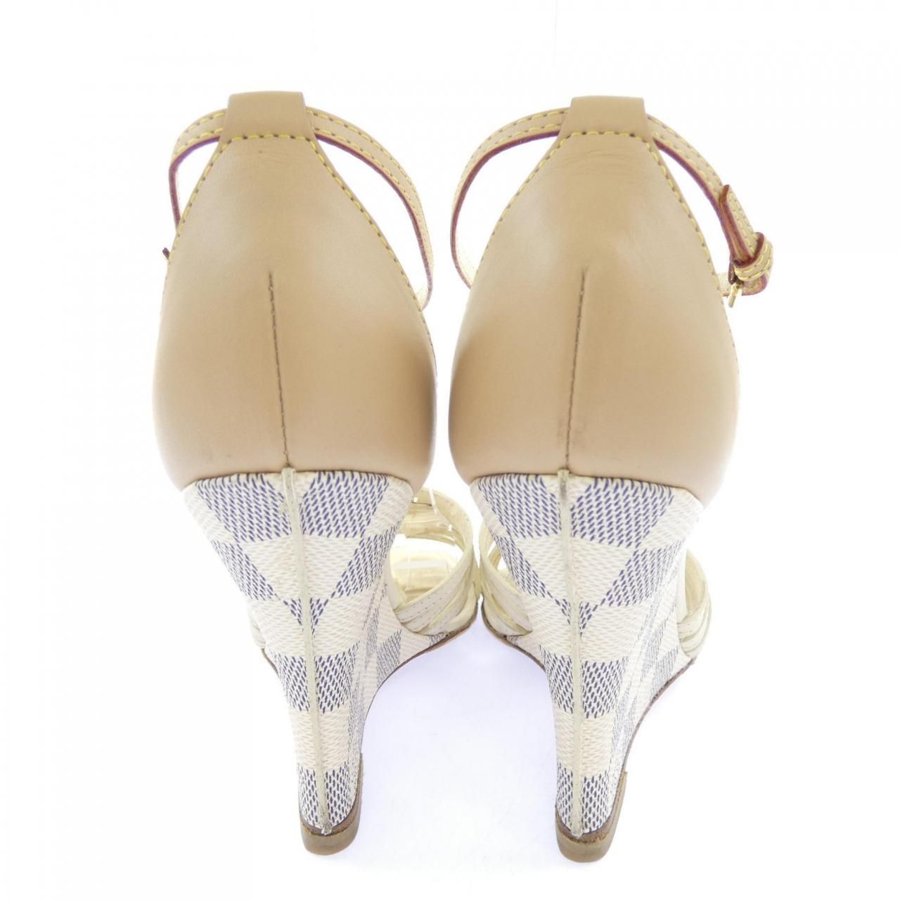 Louis Vuitton Sandals Beige — view 5