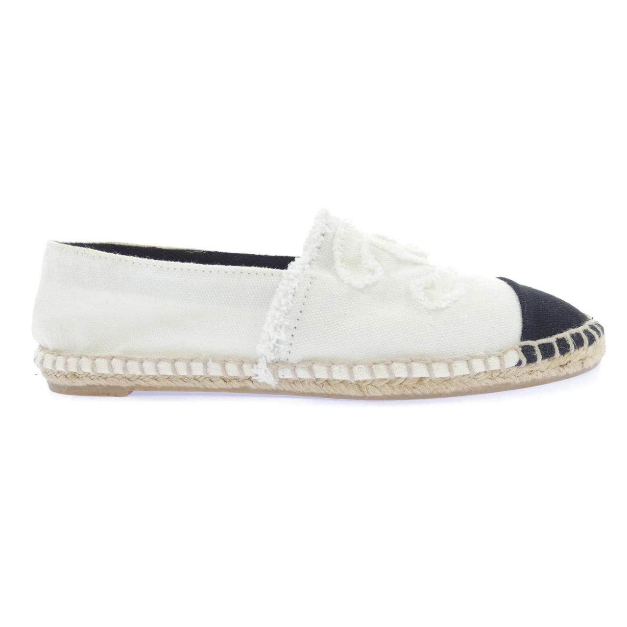 Chanel Sneakers White