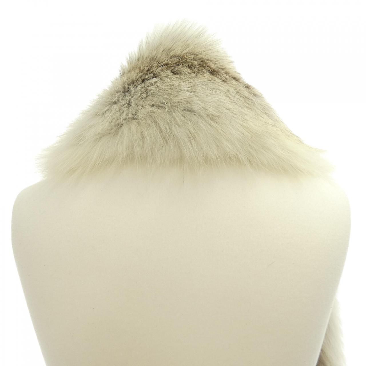 Louis Vuitton Echarpe Foxy Scarf — view 2