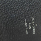 Louis Vuitton Multicles 6 Key Case Damier Canvas Key Holder — view 6