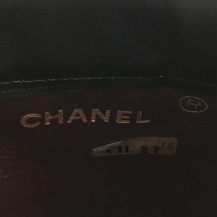Chanel CC Logo Mini Quilted Lambskin Clutch Navy Purse — view 9