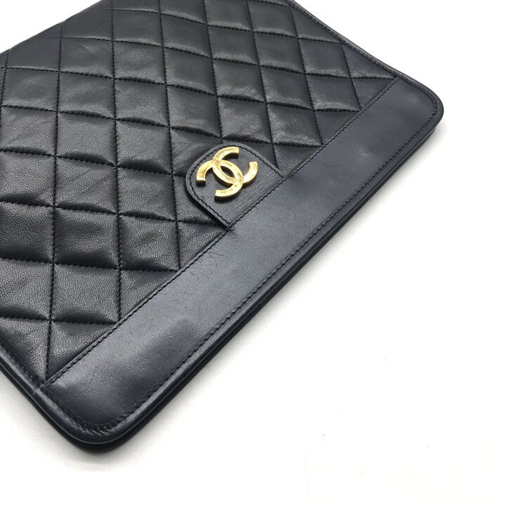 Chanel CC Logo Mini Quilted Lambskin Clutch Navy Purse — view 7