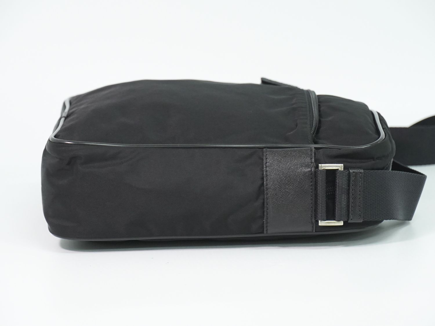 Prada Nylon Shoulder Bag Pochette Black — view 4