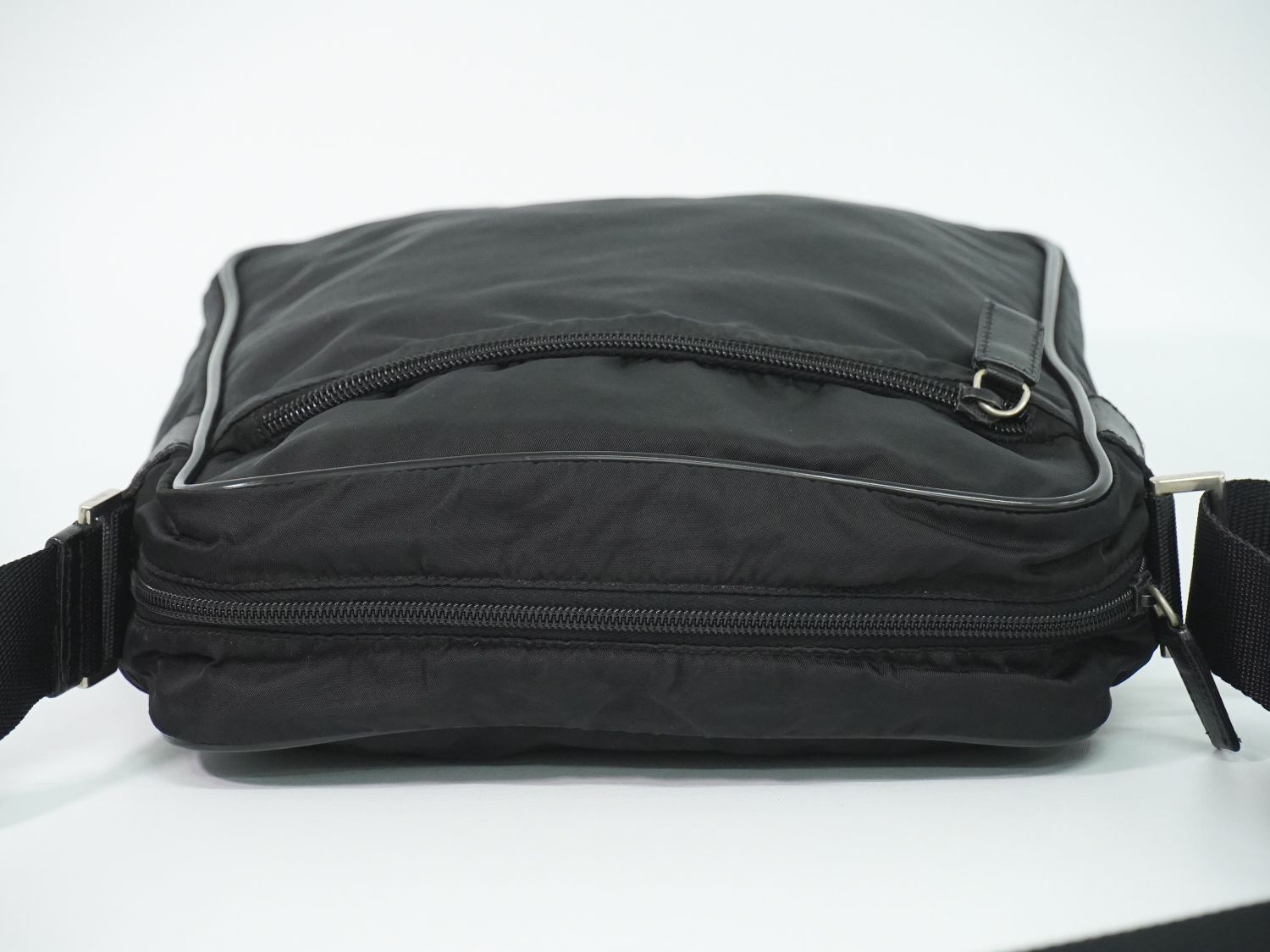Prada Nylon Shoulder Bag Pochette Black — view 5