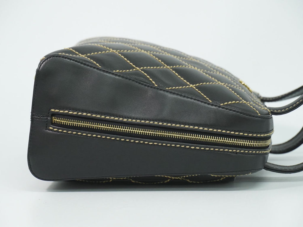 Chanel Wild Stitch CC Logo Tote Leather Black — view 4