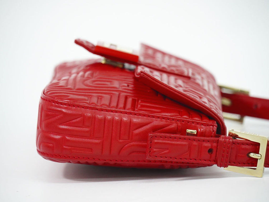 Fendi Mamma Bucket Shoulder Bag Leather — view 4