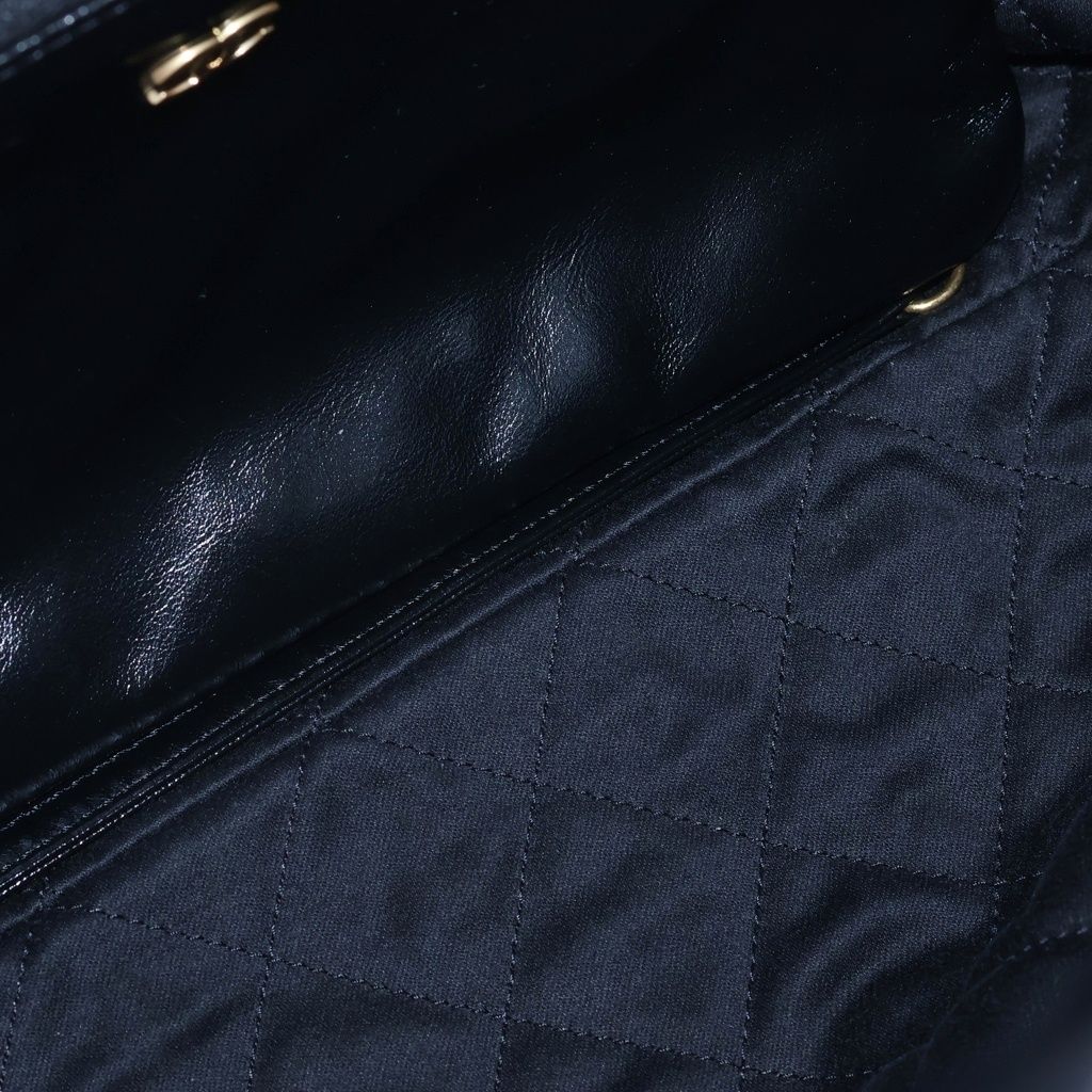 Chanel 22 Small Chain Shoulder Bag Black Shiny Calf Gold — view 8