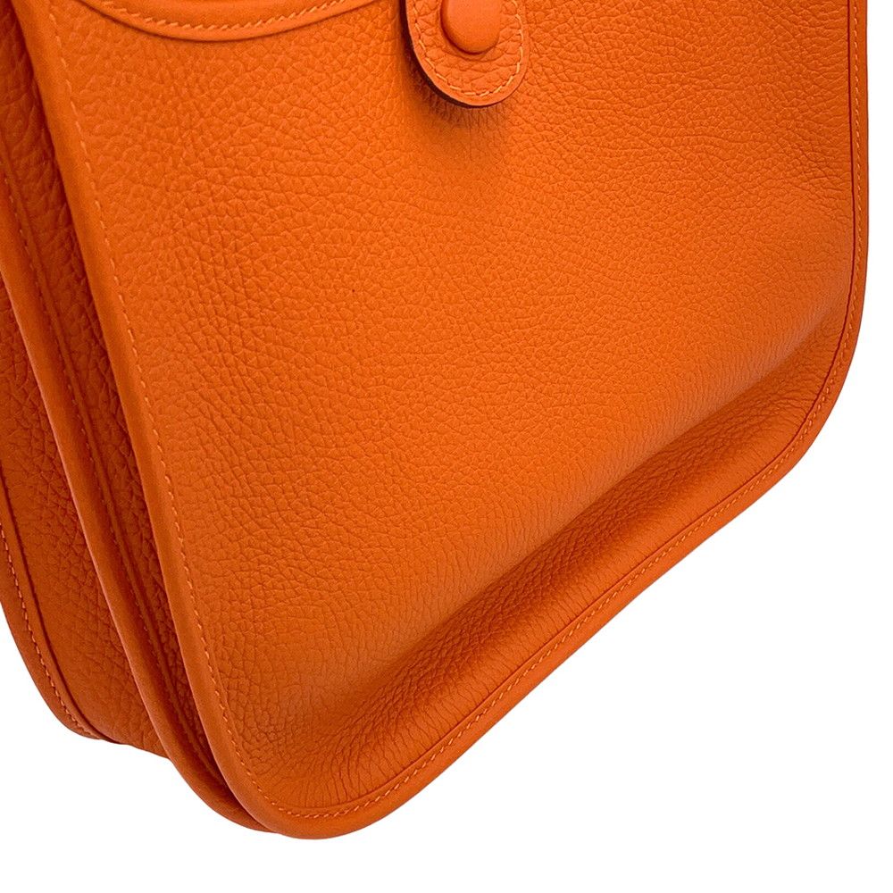Hermes Shoulder Bag Evelyne 3 PM Silver Taurillon Clemence — view 7