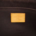 Louis Vuitton Shoulder Bag Vernis Rosewood Avenue Amarante — view 5