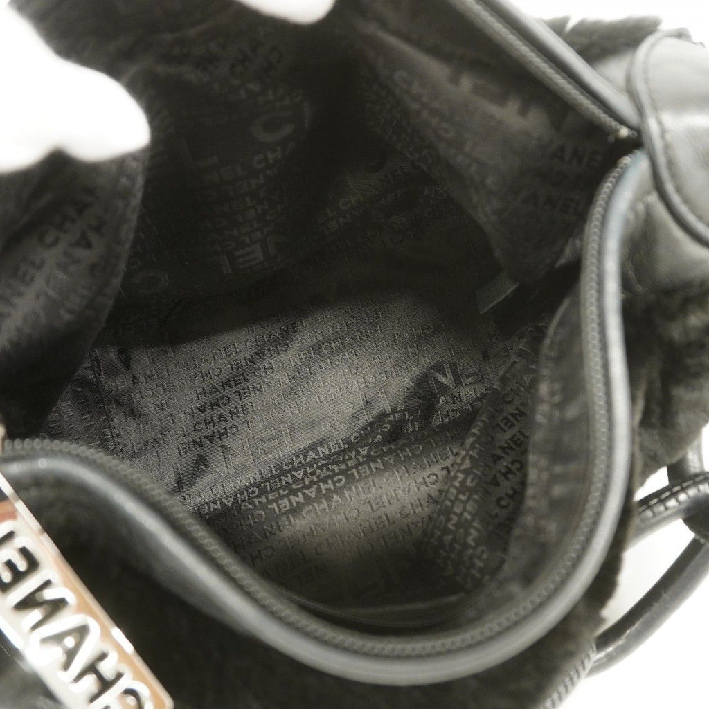 Chanel Shoulder Bag Leather Fur Black Silver — view 4