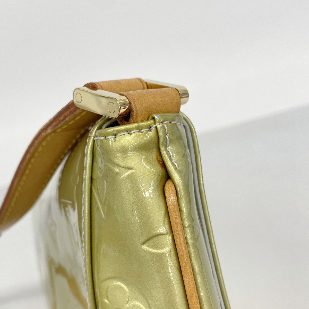 Louis Vuitton Shoulder Bag Vernis Thompson Street — view 8