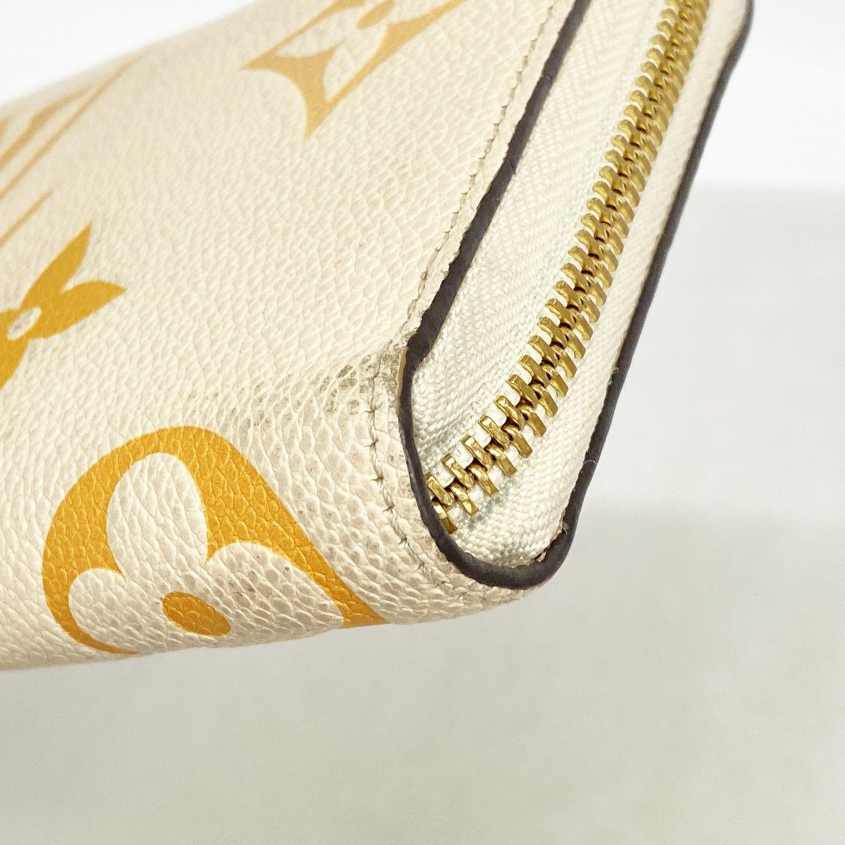 Louis Vuitton Wallet Monogram Empreinte by the Pool Zippy Cream Saffron — view 6
