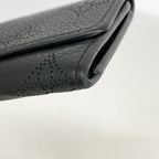 Louis Vuitton Key Case Mahina Multicles 4 Noir Key Holder — view 7