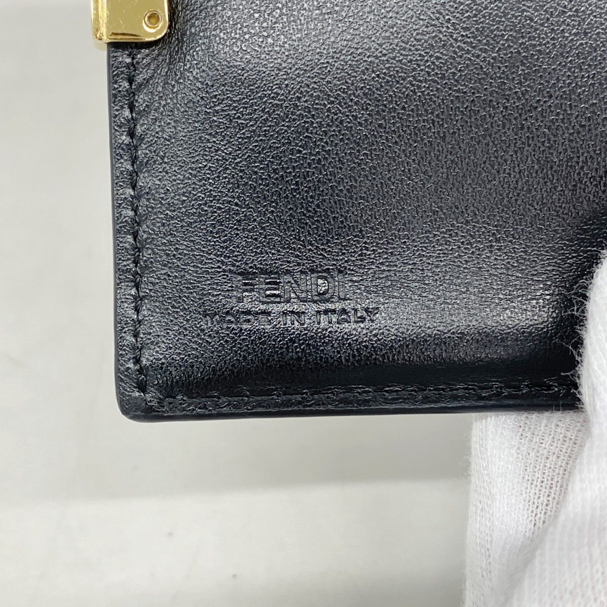 Fendi Wallet Leather Black Gold — view 4