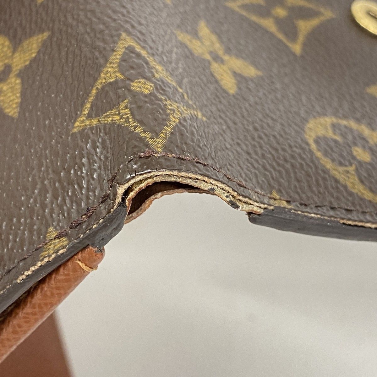 Louis Vuitton Trifold Wallet Monogram Porte-Monnaie Billets Cult Cles Brown — view 6