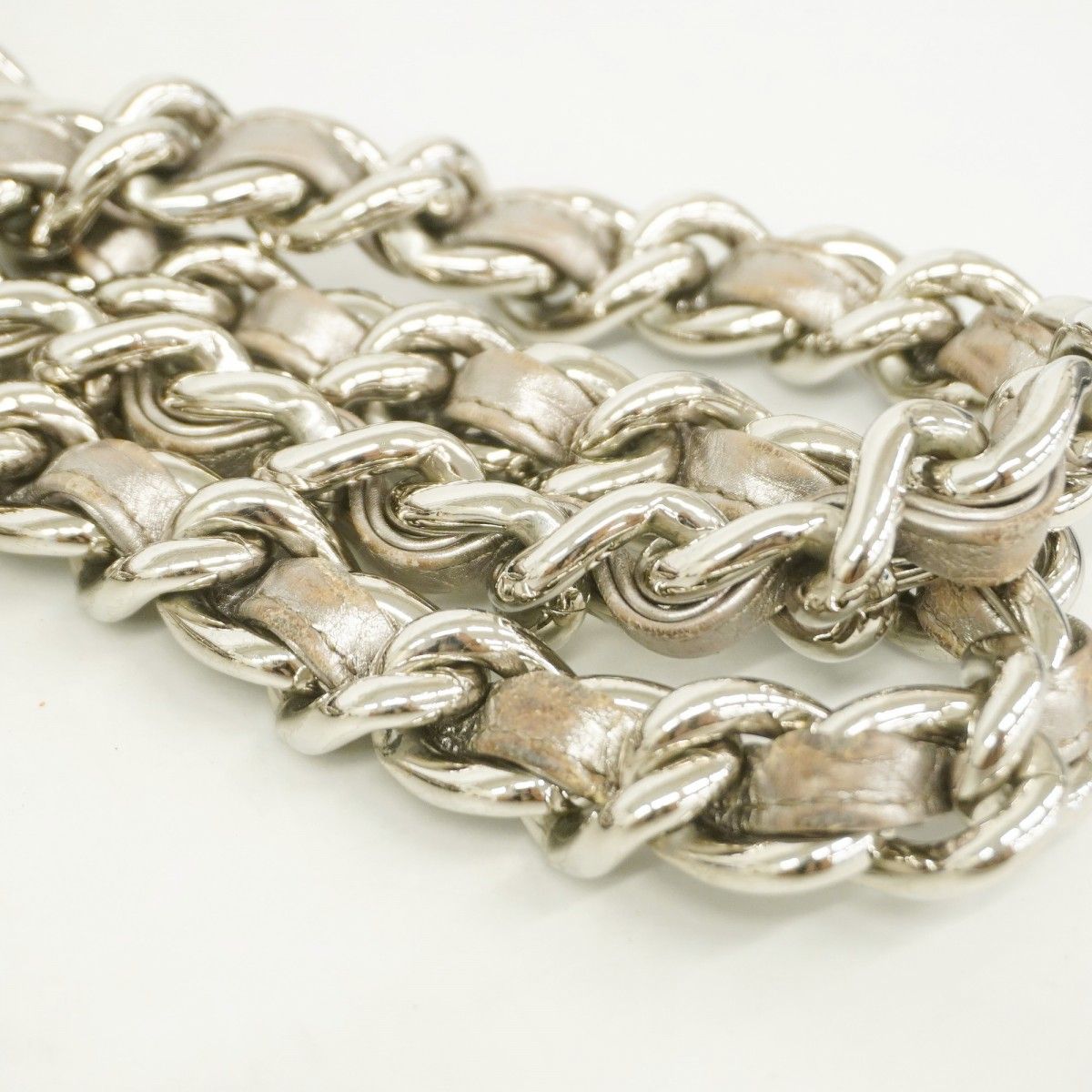 Chanel Chain Tote Line Leather Silver — view 8