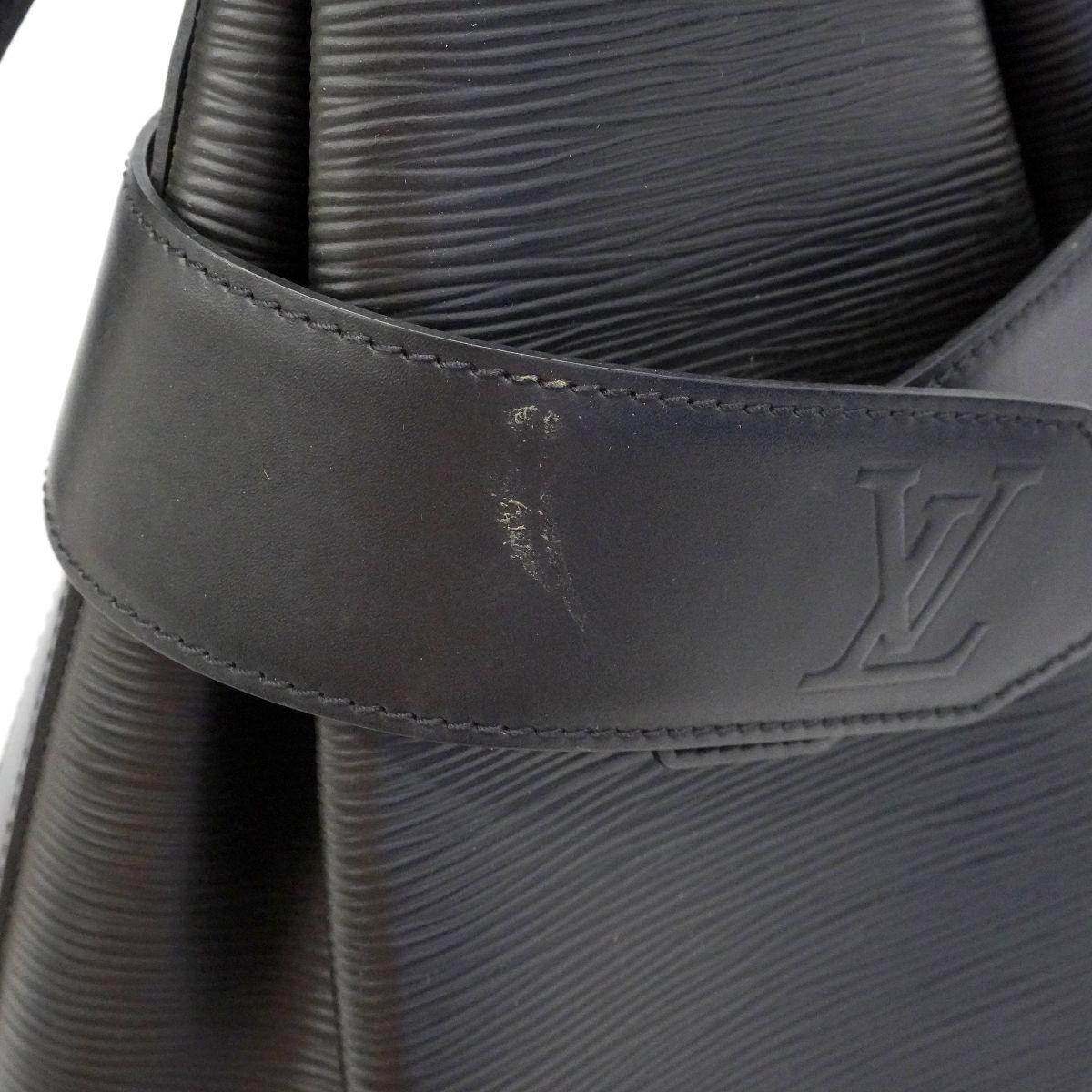 Louis Vuitton Shoulder Bag Epi Sac Depot PM Noir — view 7