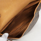 Louis Vuitton Shoulder Bag Monogram Saumur 30 Brown — view 4