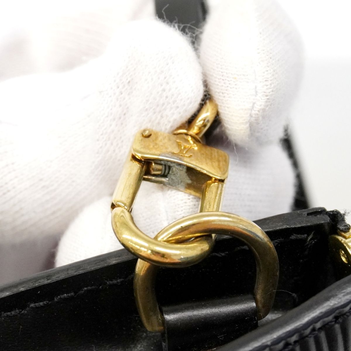 Louis Vuitton Pouch Epi Pochette Noir — view 8