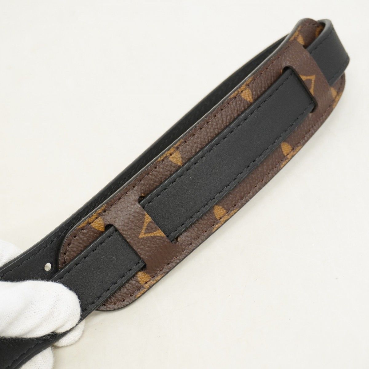 Louis Vuitton Shoulder Bag Damier Giant Amazon Messenger Brown — view 7