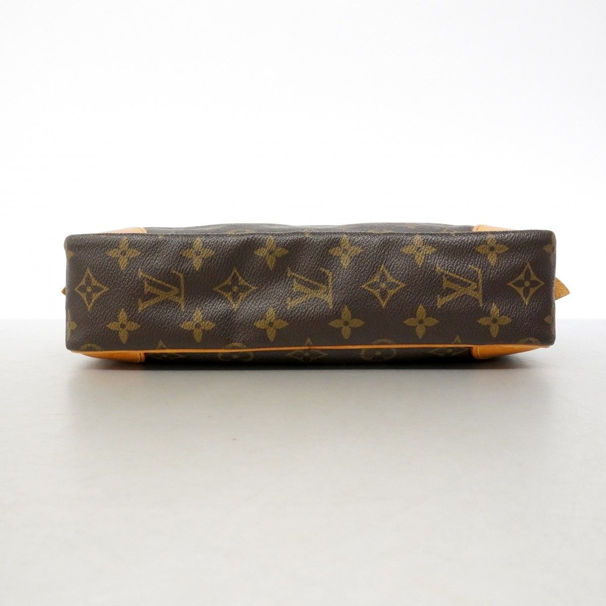 Louis Vuitton Clutch Monogram Compiegne 28 Brown — view 3
