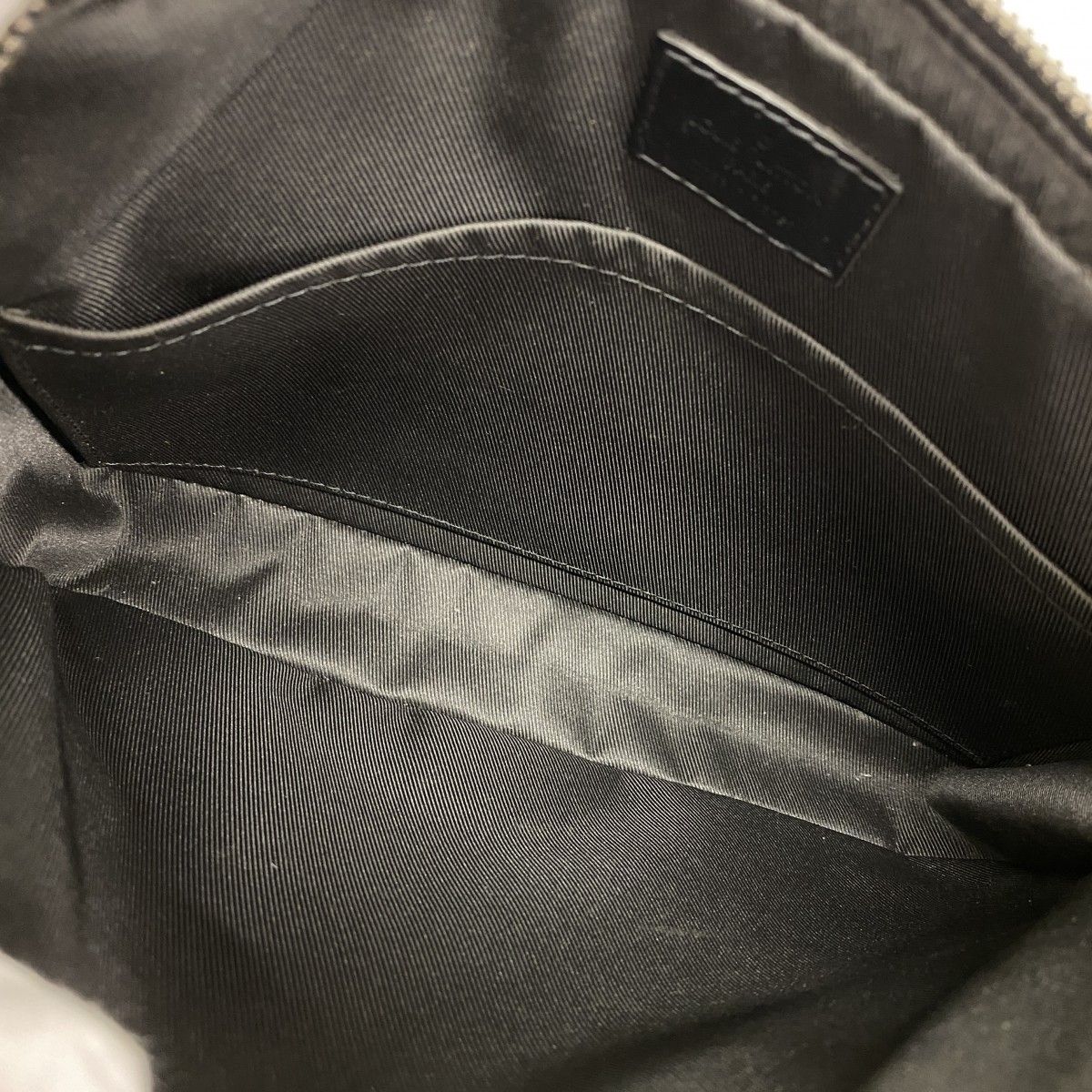 Louis Vuitton Shoulder Bag Monogram Eclipse Reverse Trio Messenger Black Gray — view 4