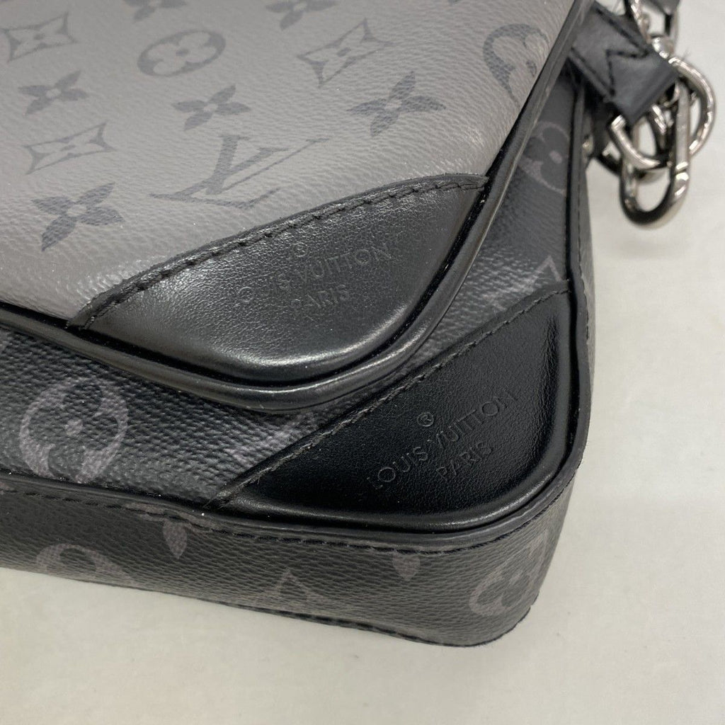 Louis Vuitton Shoulder Bag Monogram Eclipse Reverse Trio Messenger Black Gray — view 9