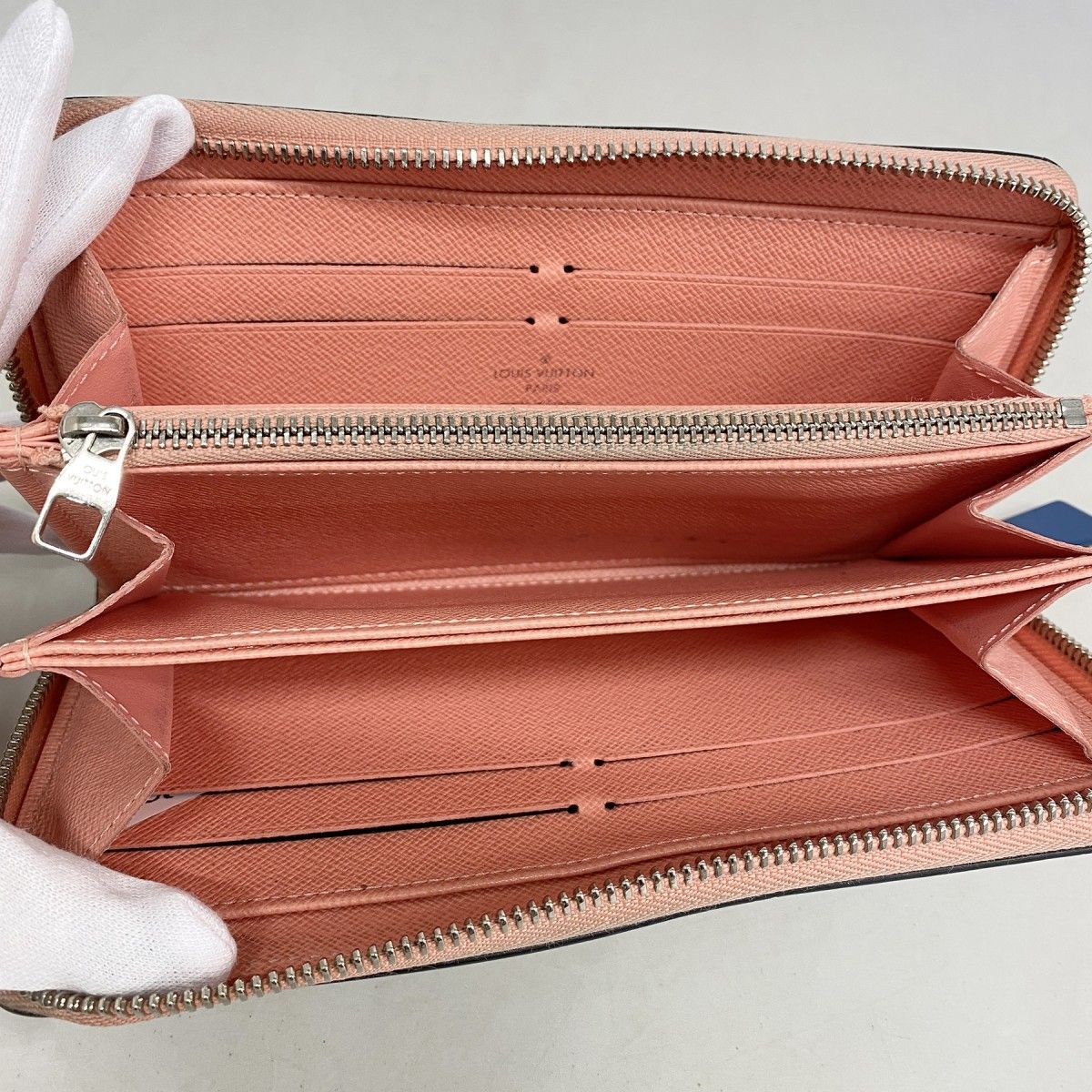 Louis Vuitton Wallet Epi Cruise Collection Zippy Aqua Pattern — view 3
