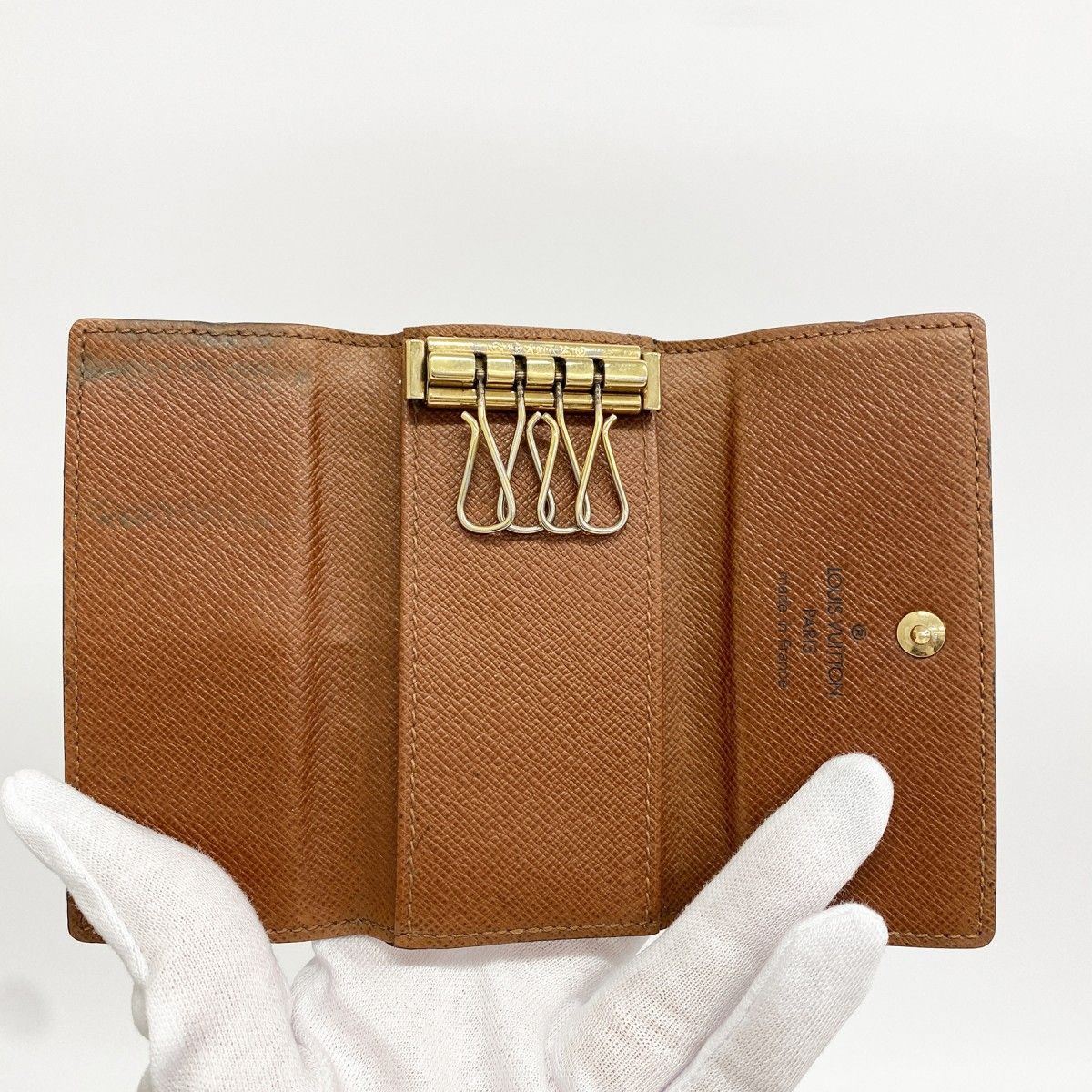 Louis Vuitton Key Case Monogram Multicles 4 Brown Key Holder — view 3
