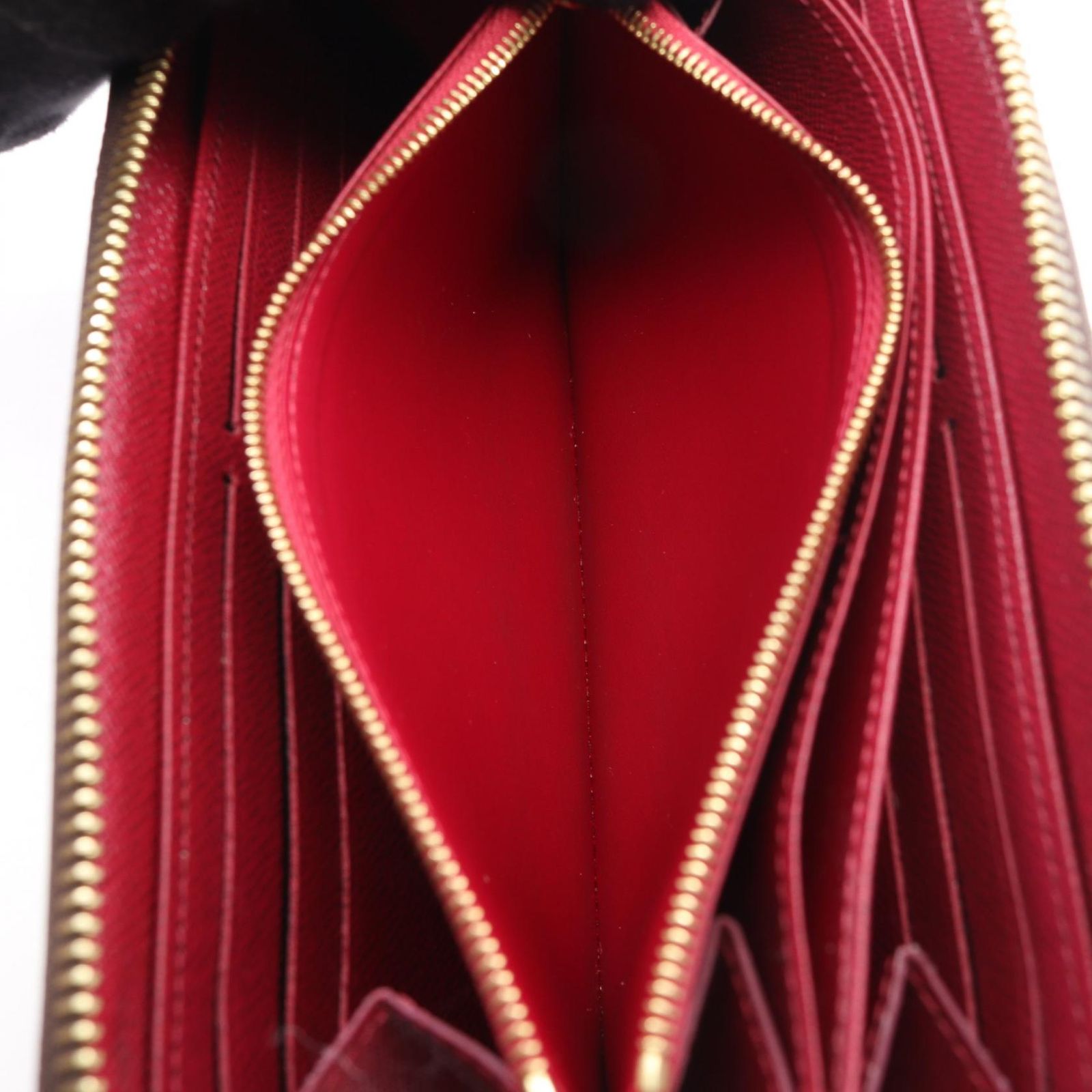 Louis Vuitton Round Wallet Zippy Monogram Fuchsia Canvas — view 5