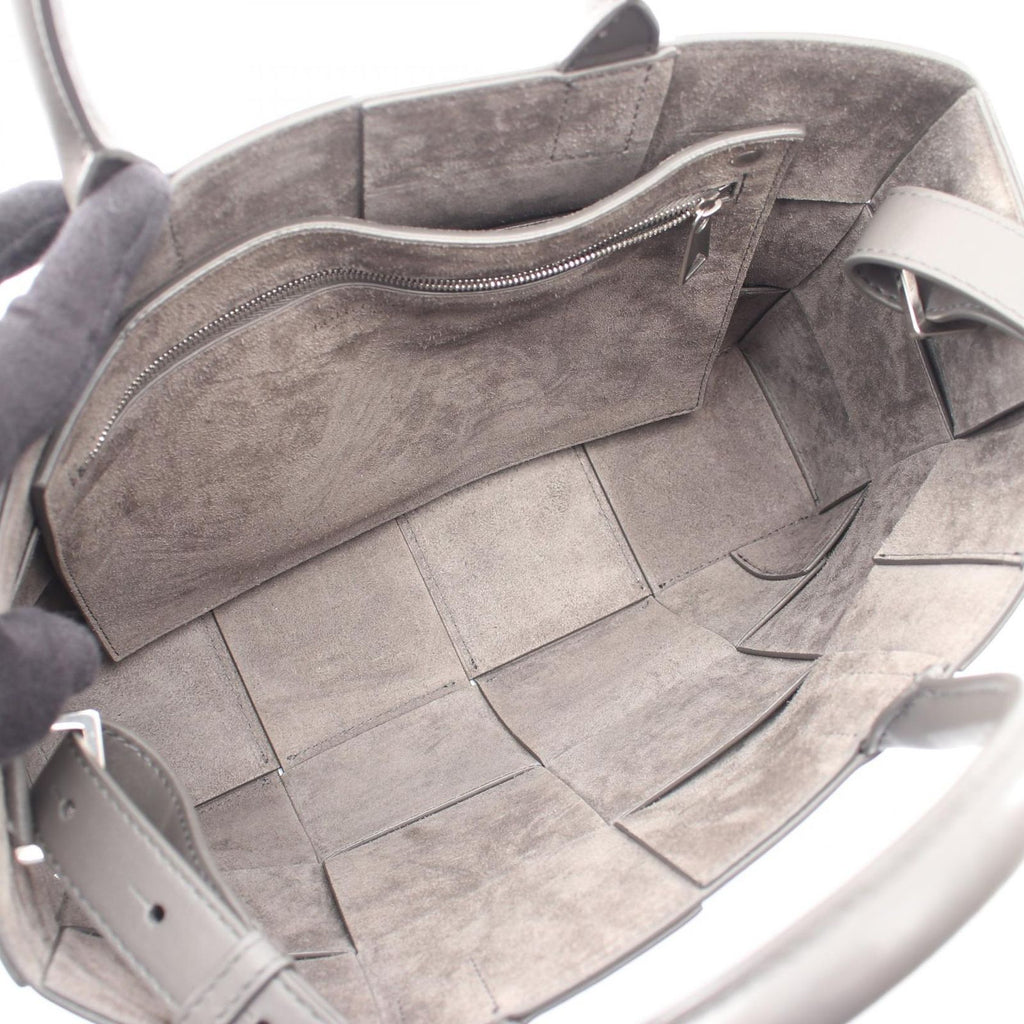Bottega Veneta Tote Small Arco Maxi Intrecciato 2-Way Gray Leather — view 3
