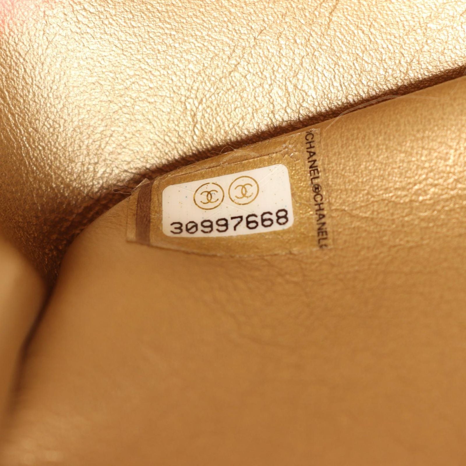 Chanel Shoulder Bag Quilted Coral Pink Lambskin Mini Chain — view 5