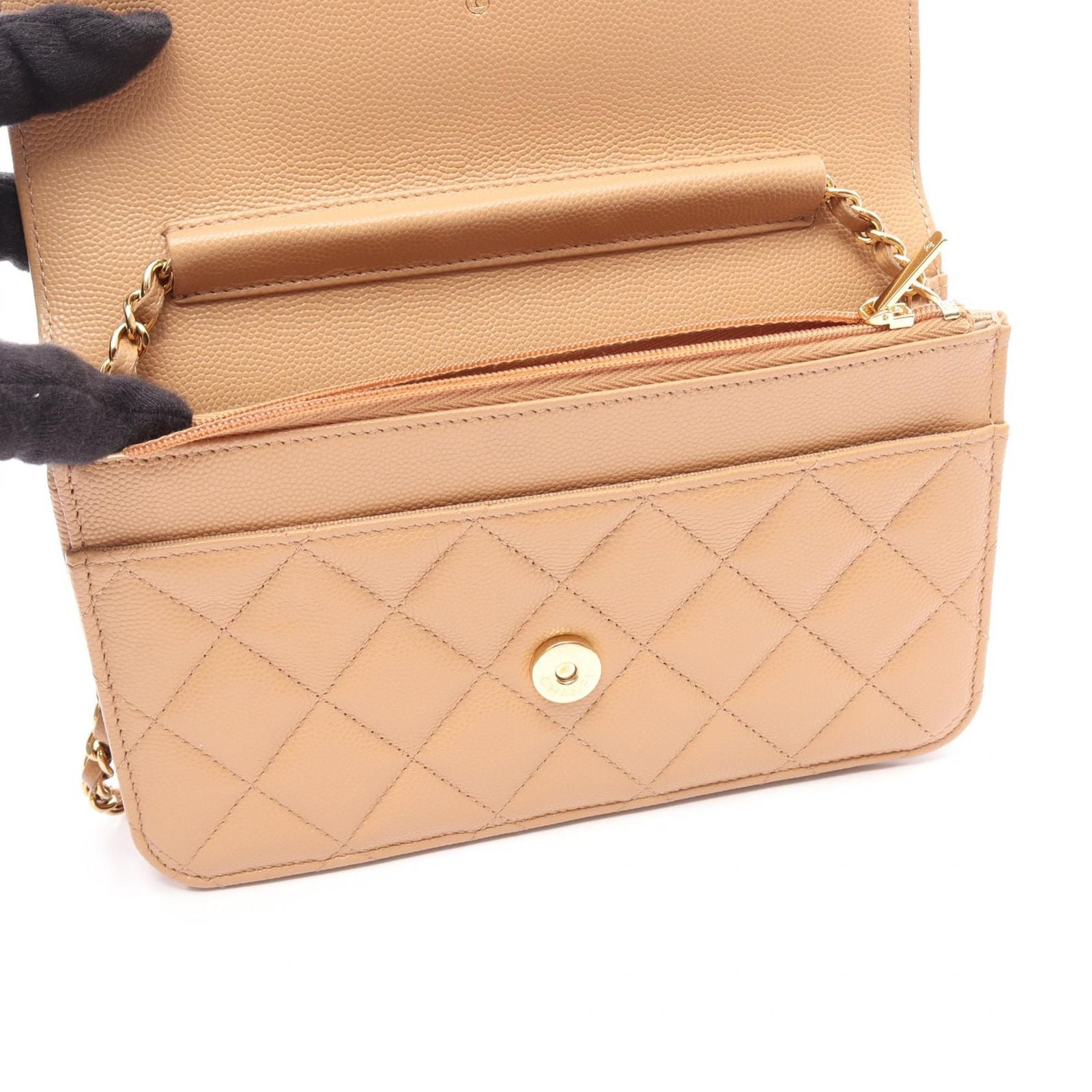 Chanel Shoulder Bag Quilted Beige Calf Chain Wallet — view 4