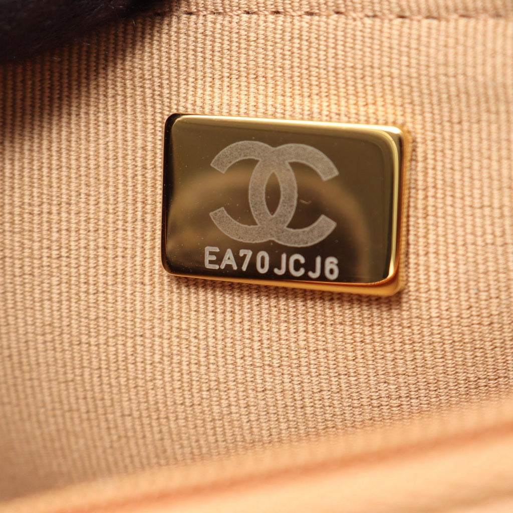 Chanel Shoulder Bag Quilted Beige Calf Chain Wallet — view 6