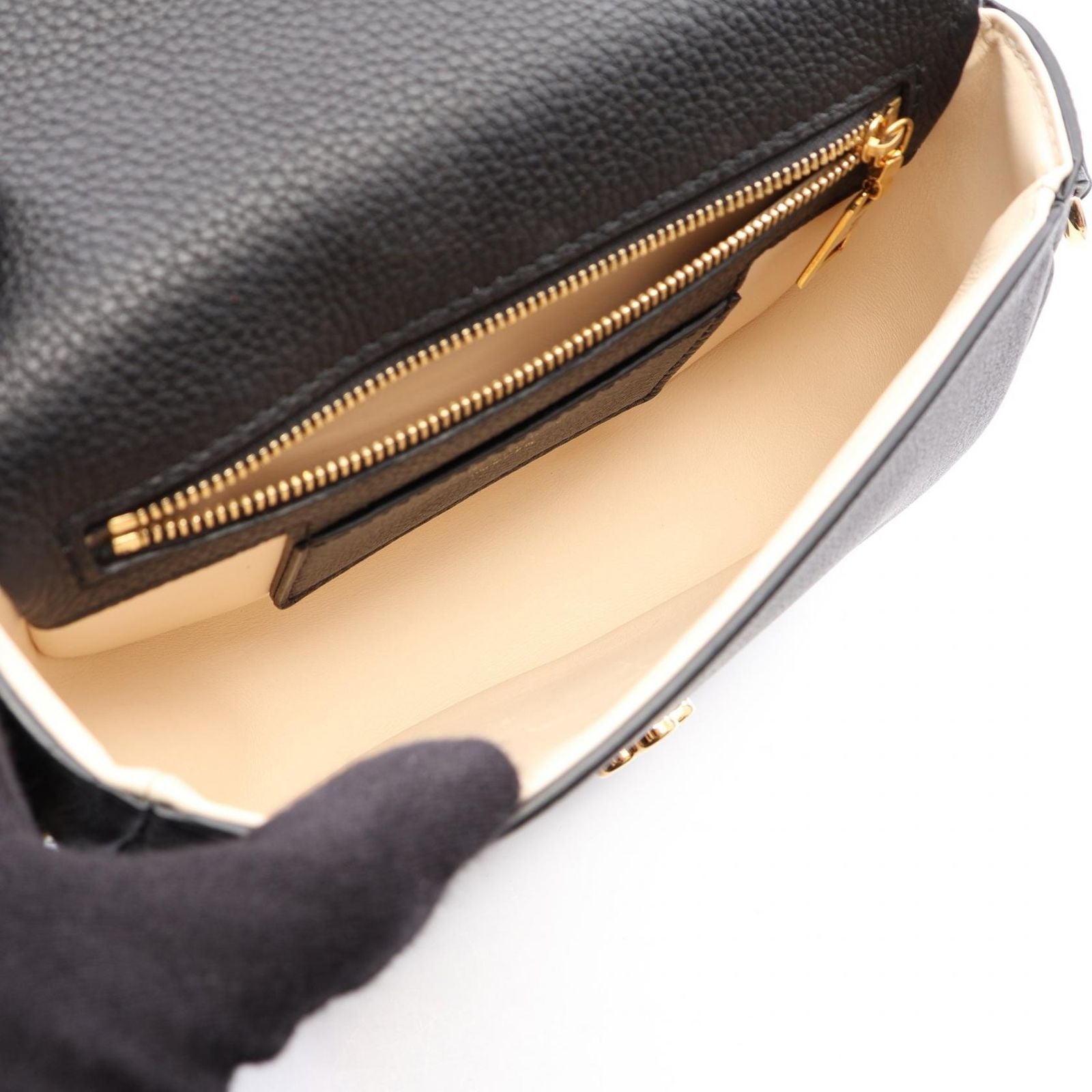 Louis Vuitton Shoulder Bag LV Pont 9 LV Neuf Soft PM Noir Leather — view 3