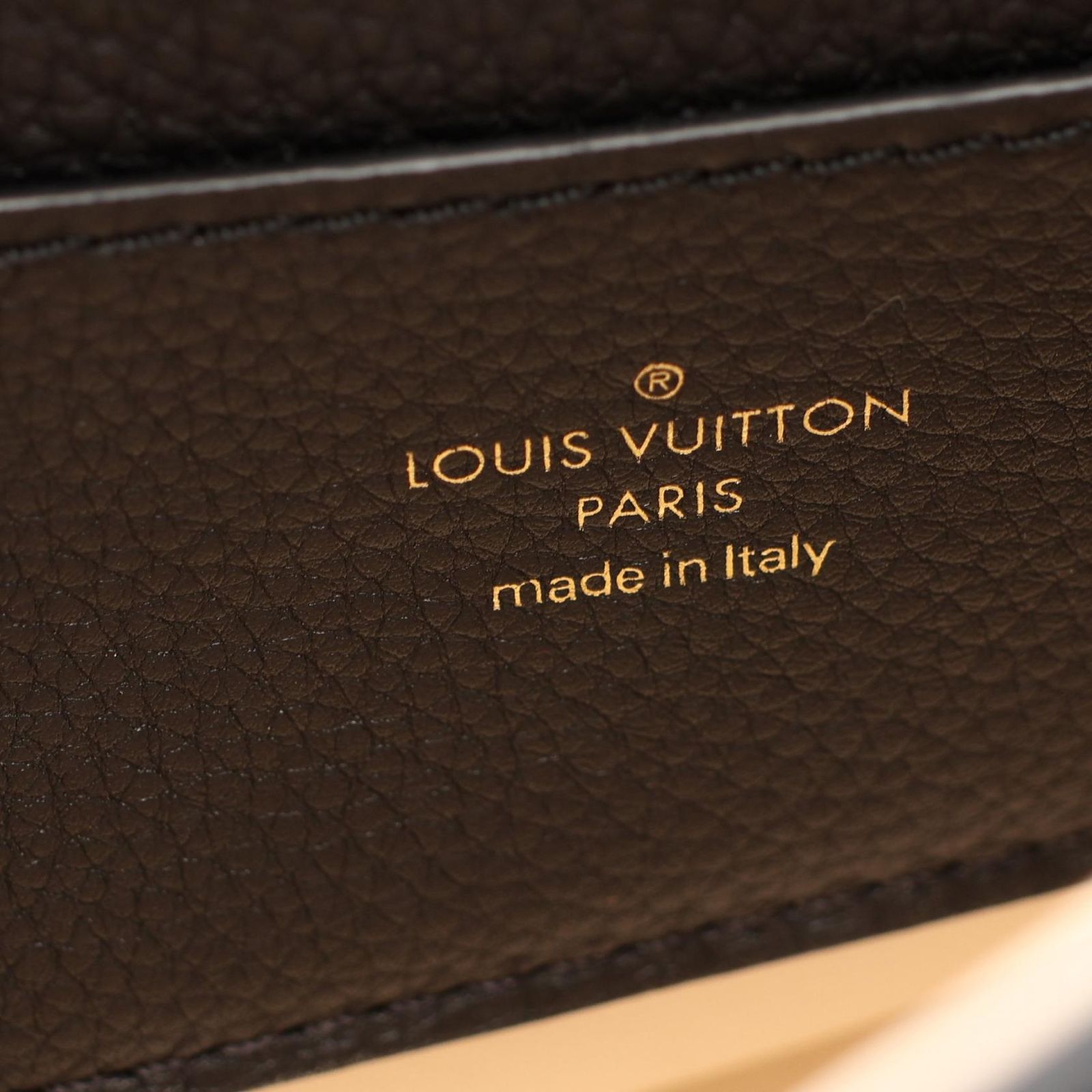 Louis Vuitton Shoulder Bag LV Pont 9 LV Neuf Soft PM Noir Leather — view 4