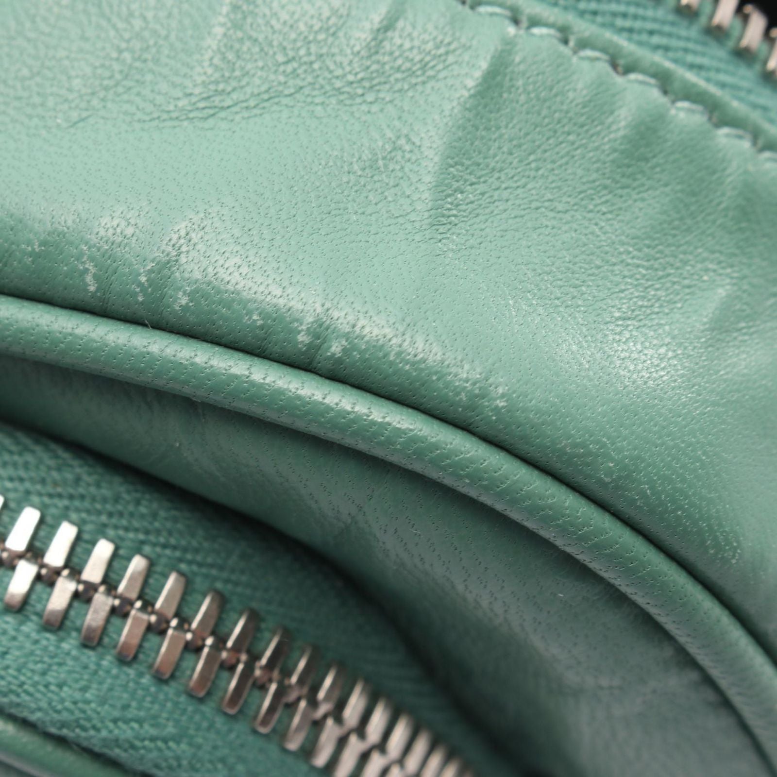 Prada Shoulder Bag Triangle Plate Green Leather Logo — view 7