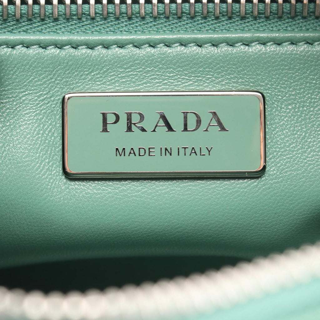 Prada Shoulder Bag Triangle Plate Green Leather Logo — view 4