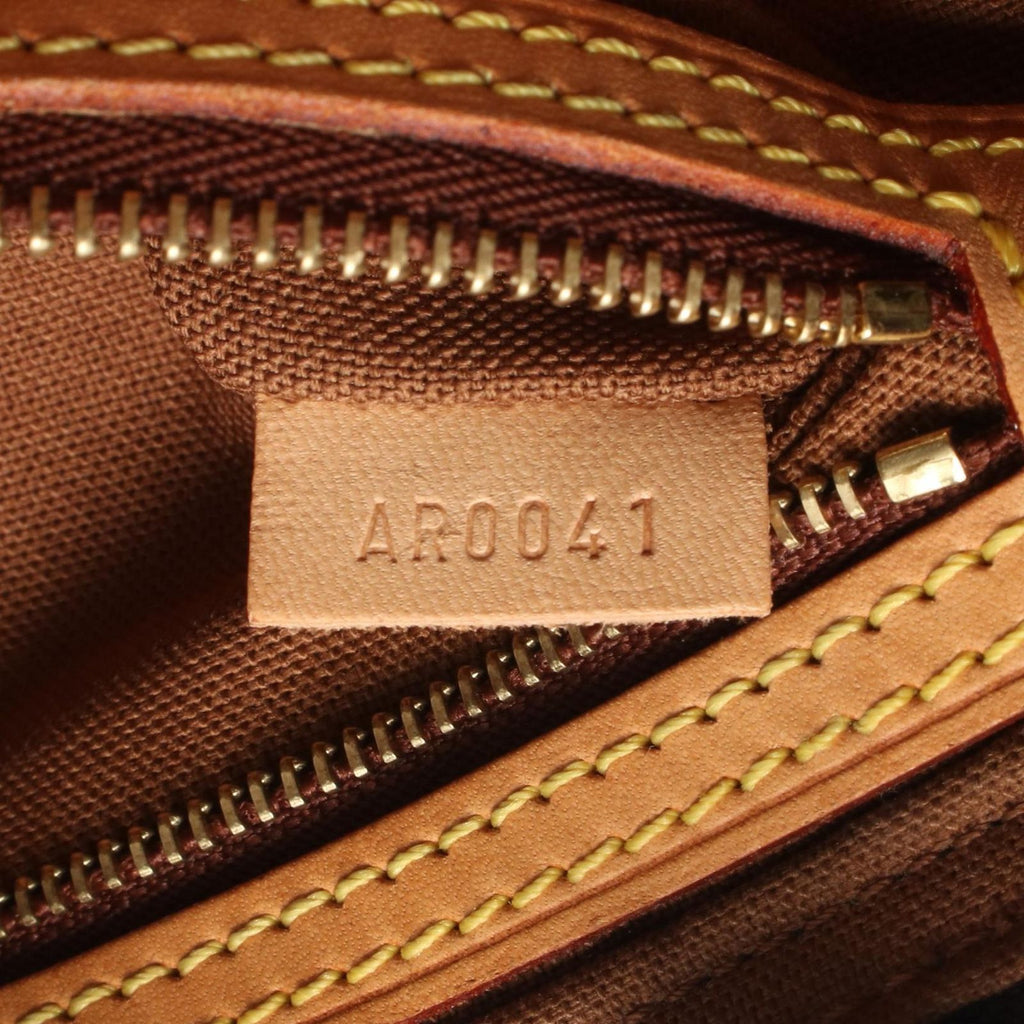 Louis Vuitton Shoulder Bag Trotteur Canvas Leather — view 5