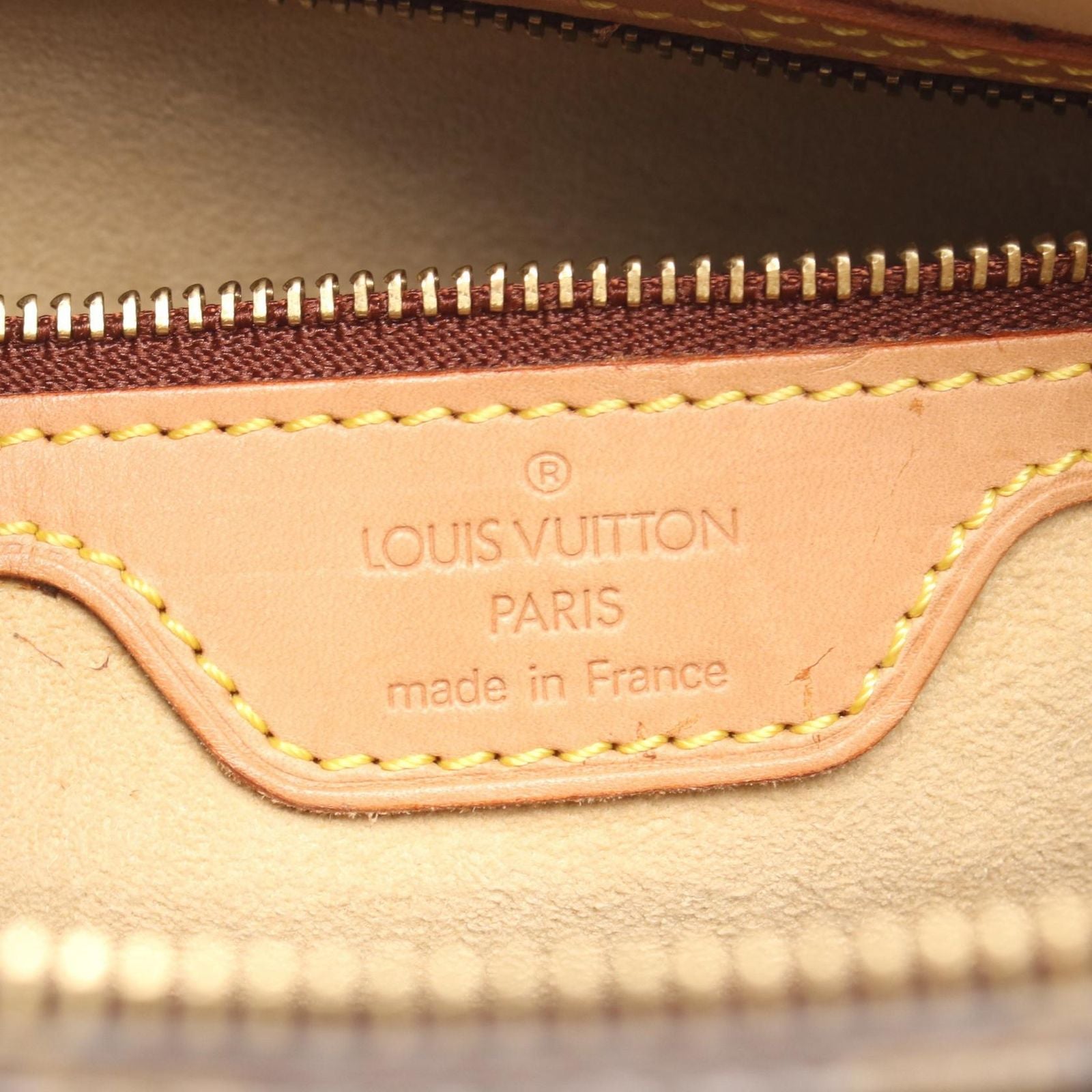 Louis Vuitton Shoulder Bag Looping GM Canvas Leather — view 4