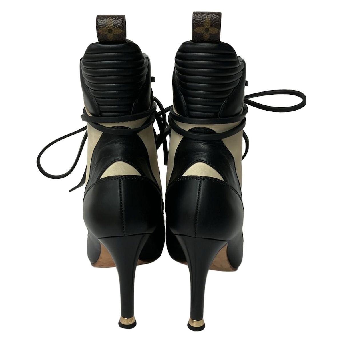 Louis Vuitton Short Boots 36 Beige Black Light Brown Lace Up Zip Up Leather — view 3