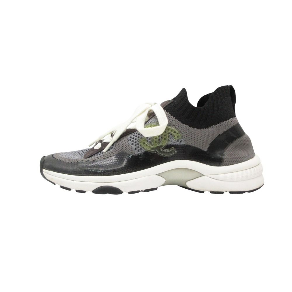Chanel Sneakers CC Logo Mesh Knit Low Cut Enamel