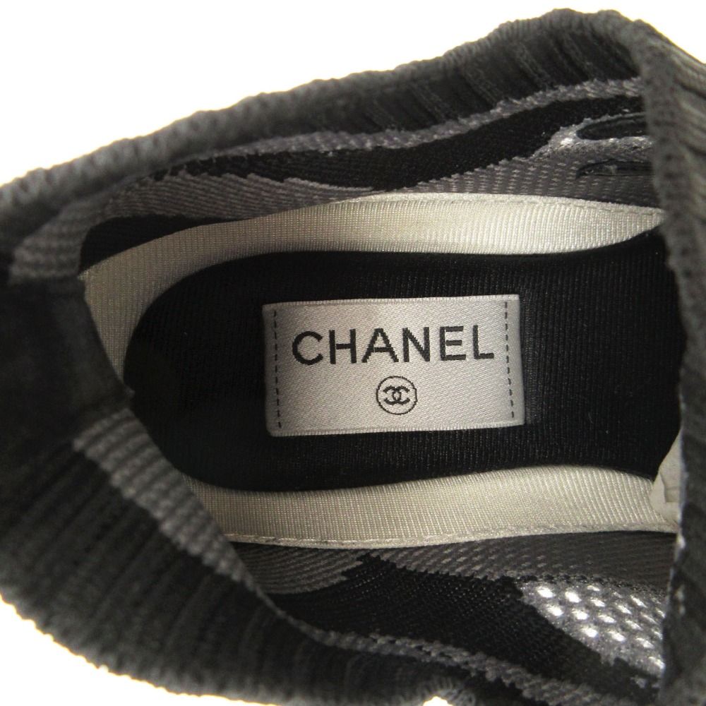 Chanel Sneakers CC Logo Mesh Knit Low Cut Enamel — view 6