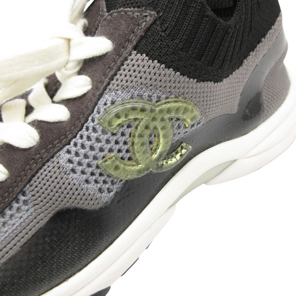 Chanel Sneakers CC Logo Mesh Knit Low Cut Enamel — view 7