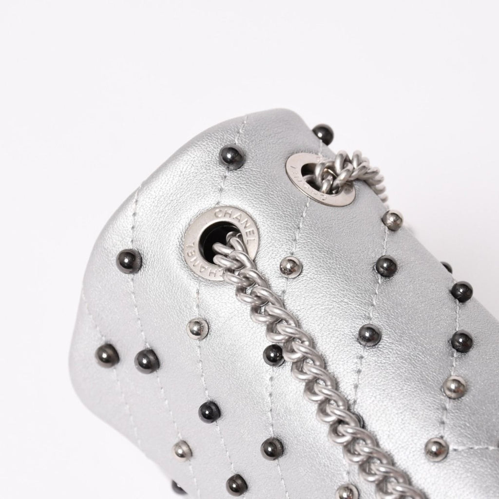 Chanel Chevron Stud Wars Chain Shoulder Bag CC Logo Calfskin Silver — view 4