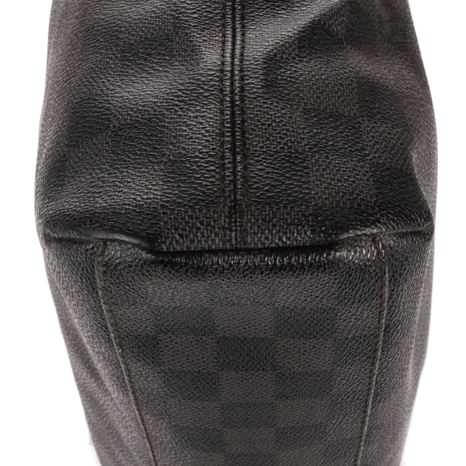 Louis Vuitton Mick Black Gray Damier Graphite Messenger — view 8