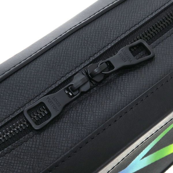 Louis Vuitton Taiga Soft Trunk Rainbow Black — view 6