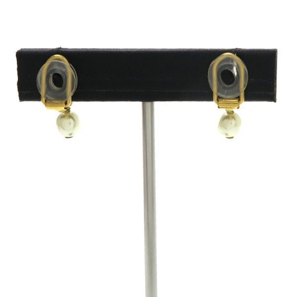 Dior Petit CD Clip Earrings Gold Plated — view 3