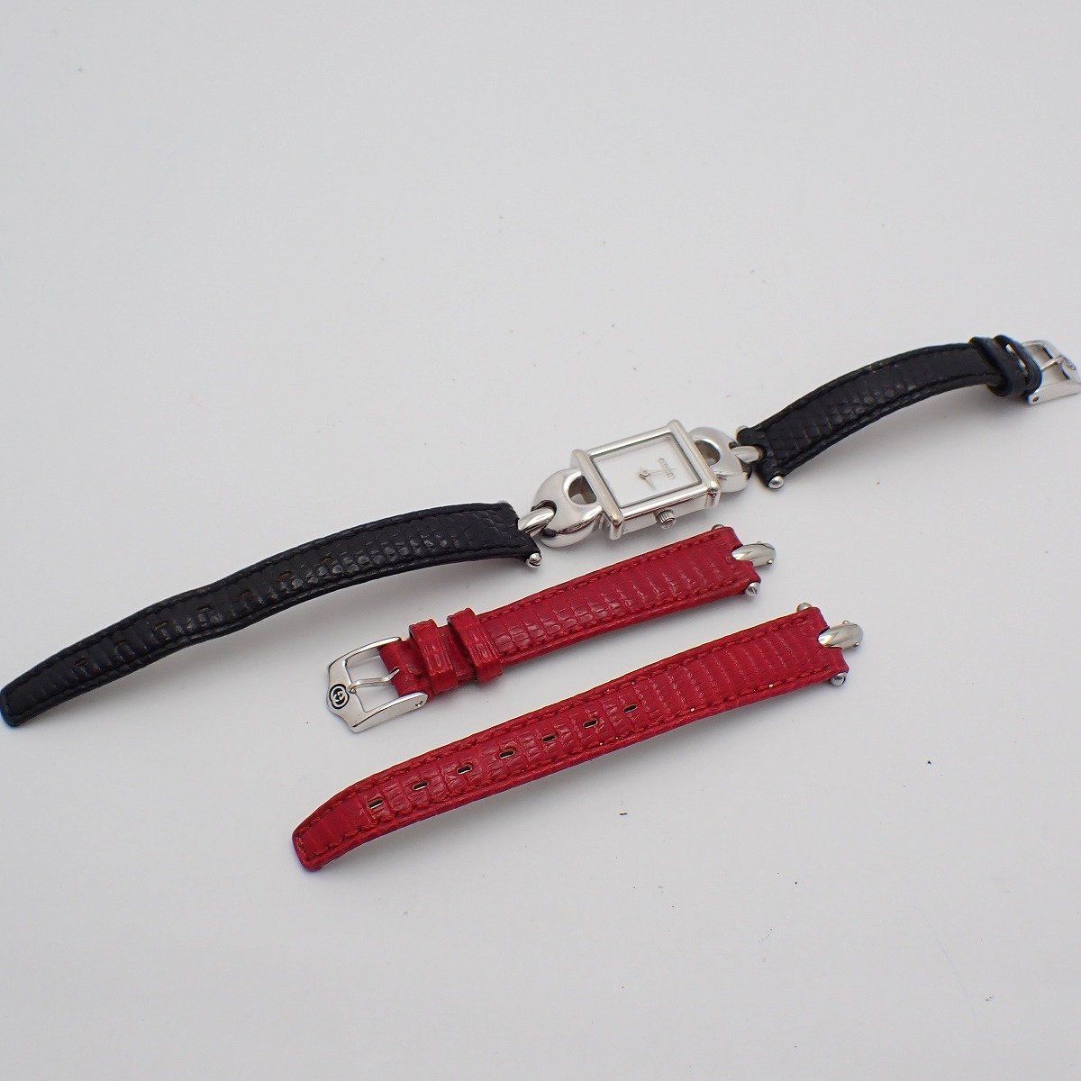 Gucci Quartz Watch Silver Color White Dial with 2 Leather Straps Pawn — view 9