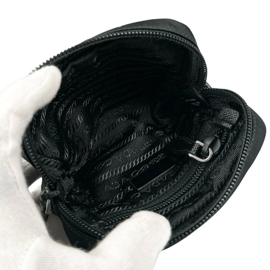 Prada Re-Nylon Triangle Logo Cosmetic Pouch Nylon Black — view 5